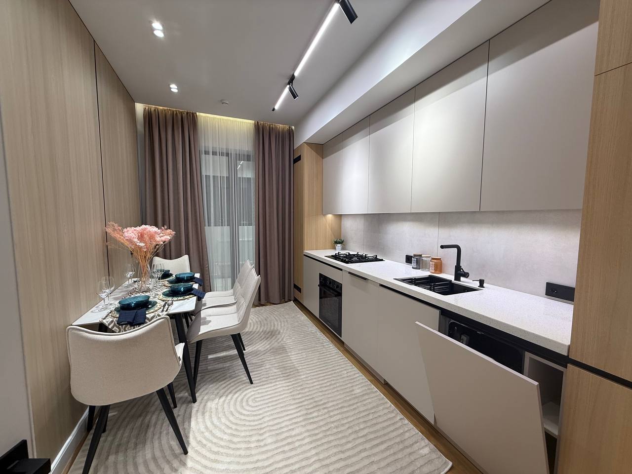 3-комн. квартира, 82 м² — фото 2