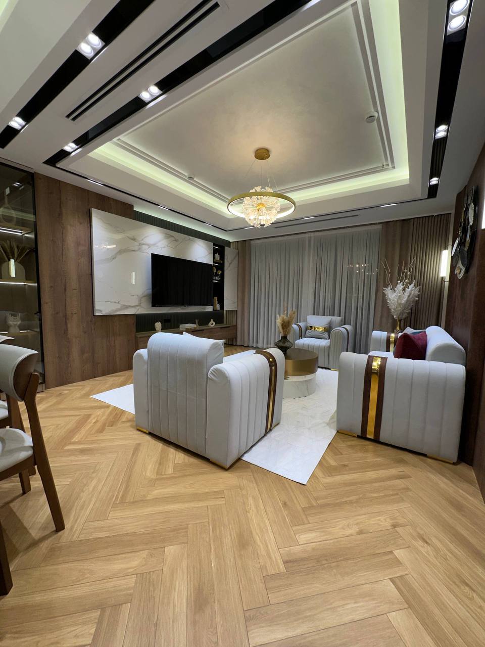 2-комн. квартира, 67 м² — фото 1