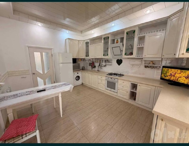 3-комн. квартира в аренду, 170 м² — фото 3