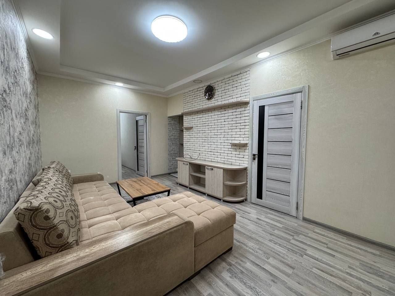 2-комн. квартира в аренду, 50 м² — фото 2
