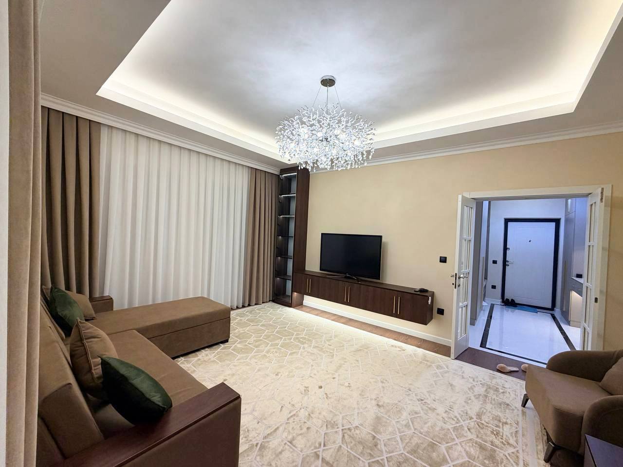 3-комн. квартира, 90 м² — фото 1