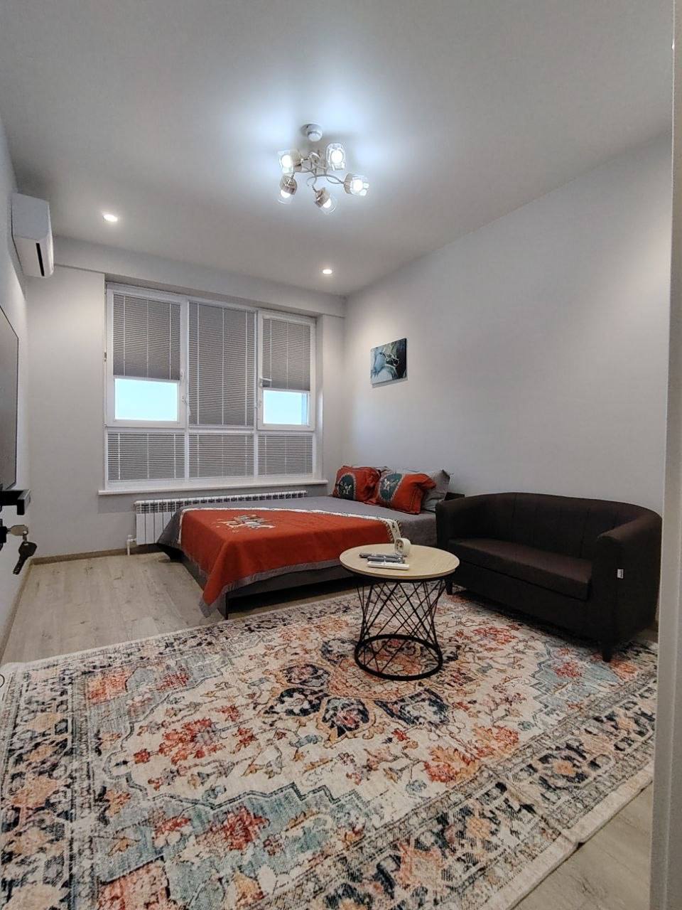 2-комн. квартира в аренду, 40 м²