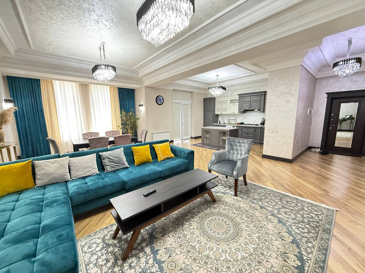 3-комн. квартира, 135 м² — фото 8