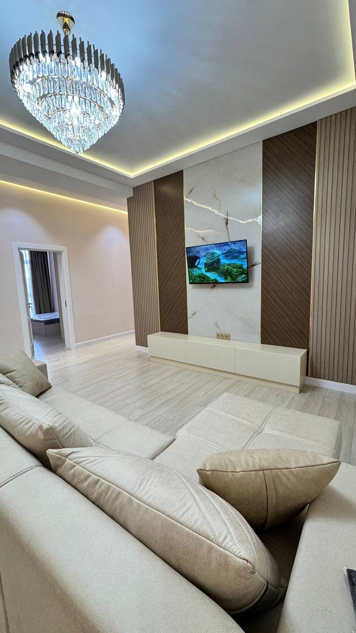 2-комн. квартира, 72 м² — фото 1