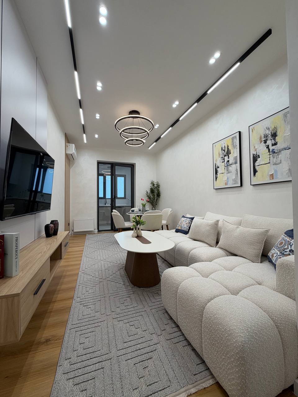 2-комн. квартира, 52 м² — фото 2