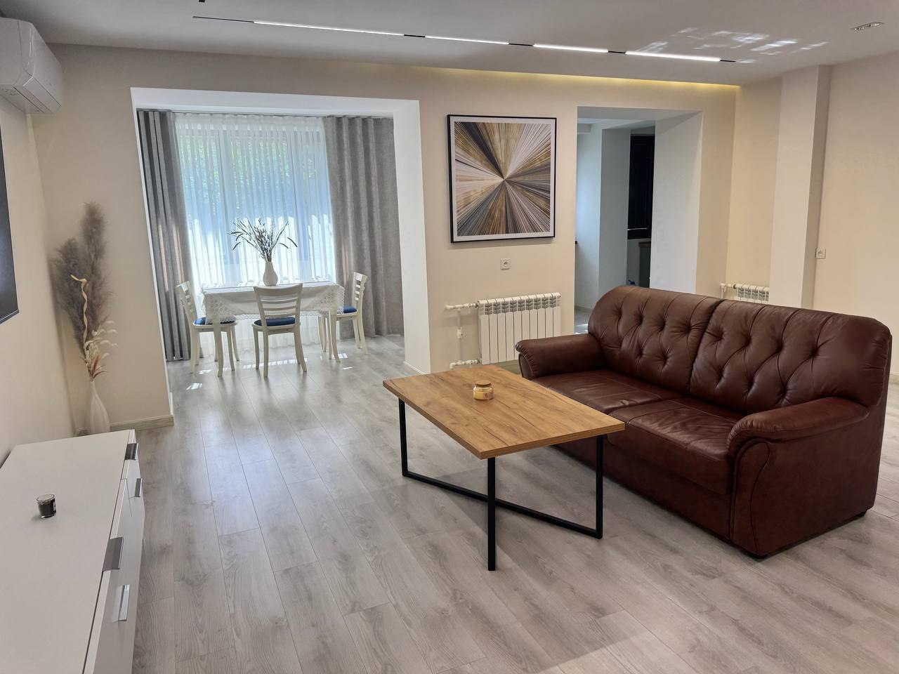 3-комн. квартира в аренду, 80 м² — фото 3