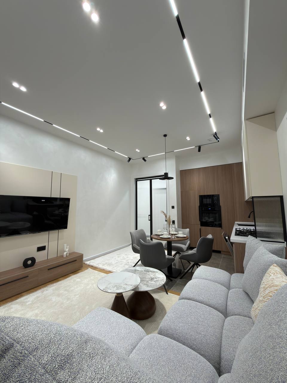 2-комн. квартира, 52 м² — фото 1