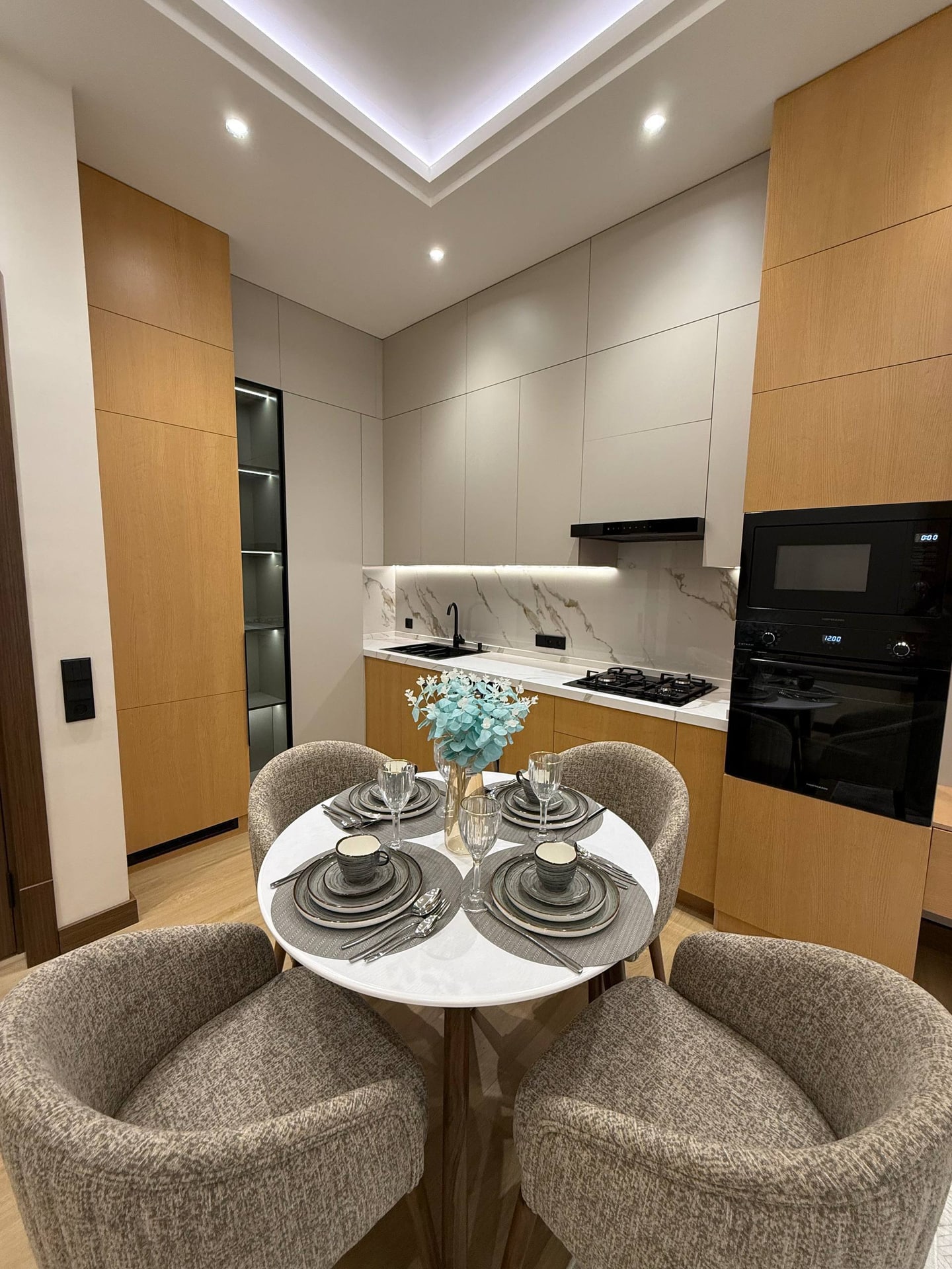 2-комн. квартира, 58 м² — фото 2