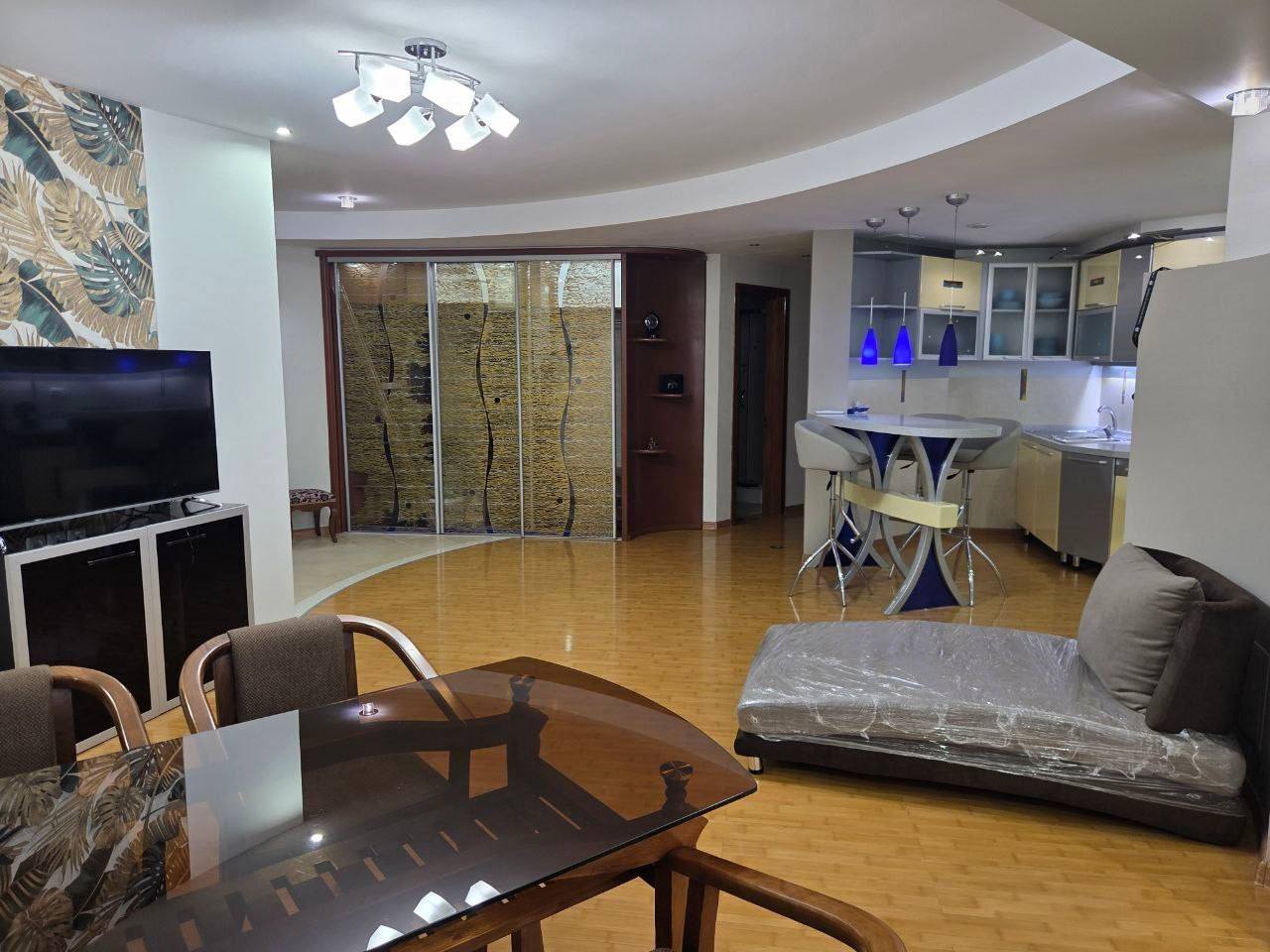 3-комн. квартира, 95 м² — фото 1