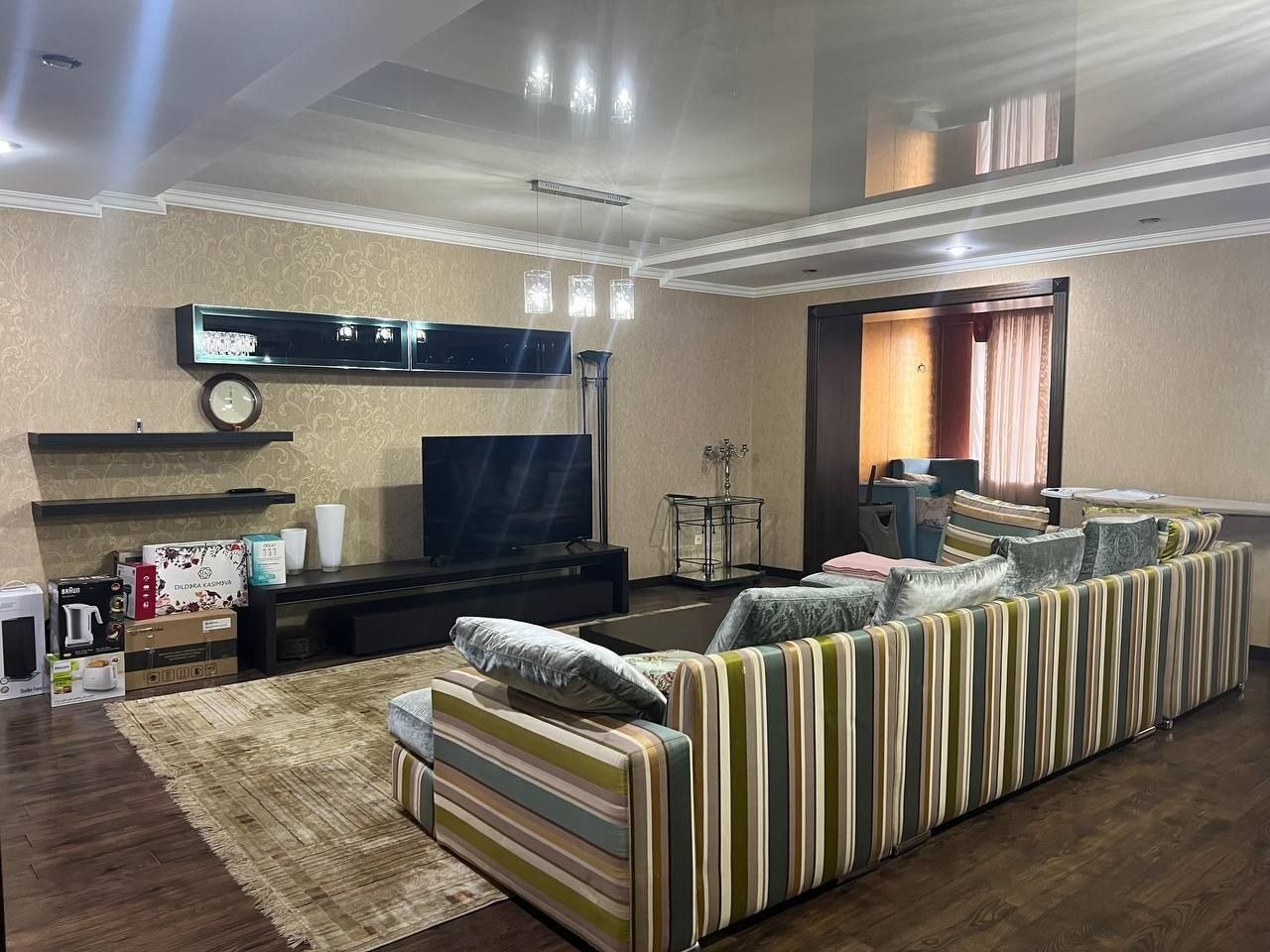 5-комн. квартира, 220 м² — фото 1