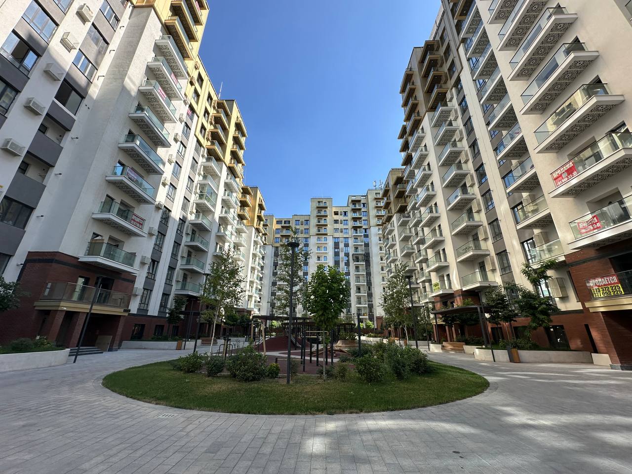 3-комн. квартира, 63 м² — фото 1
