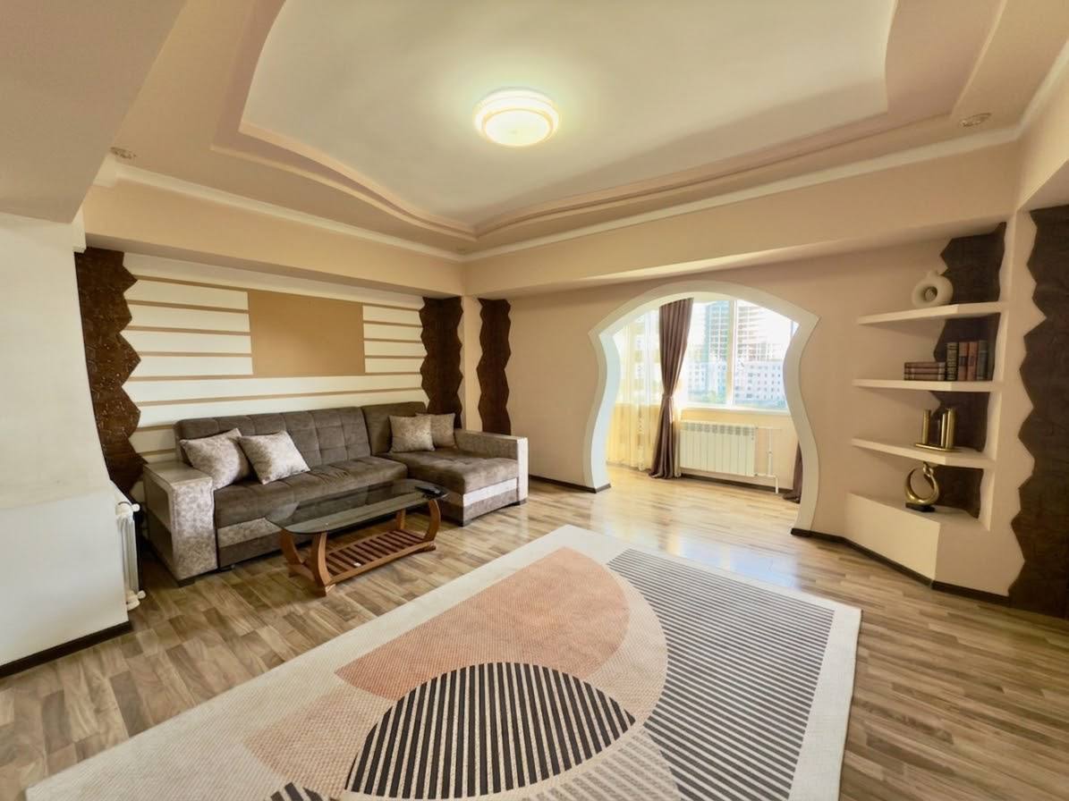 2-комн. квартира, 70 м²