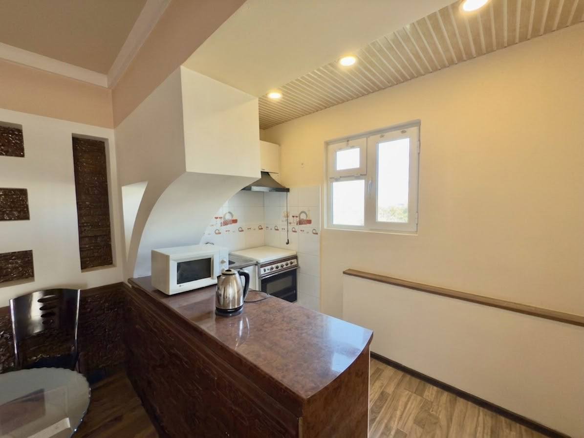 2-комн. квартира, 70 м² — фото 3