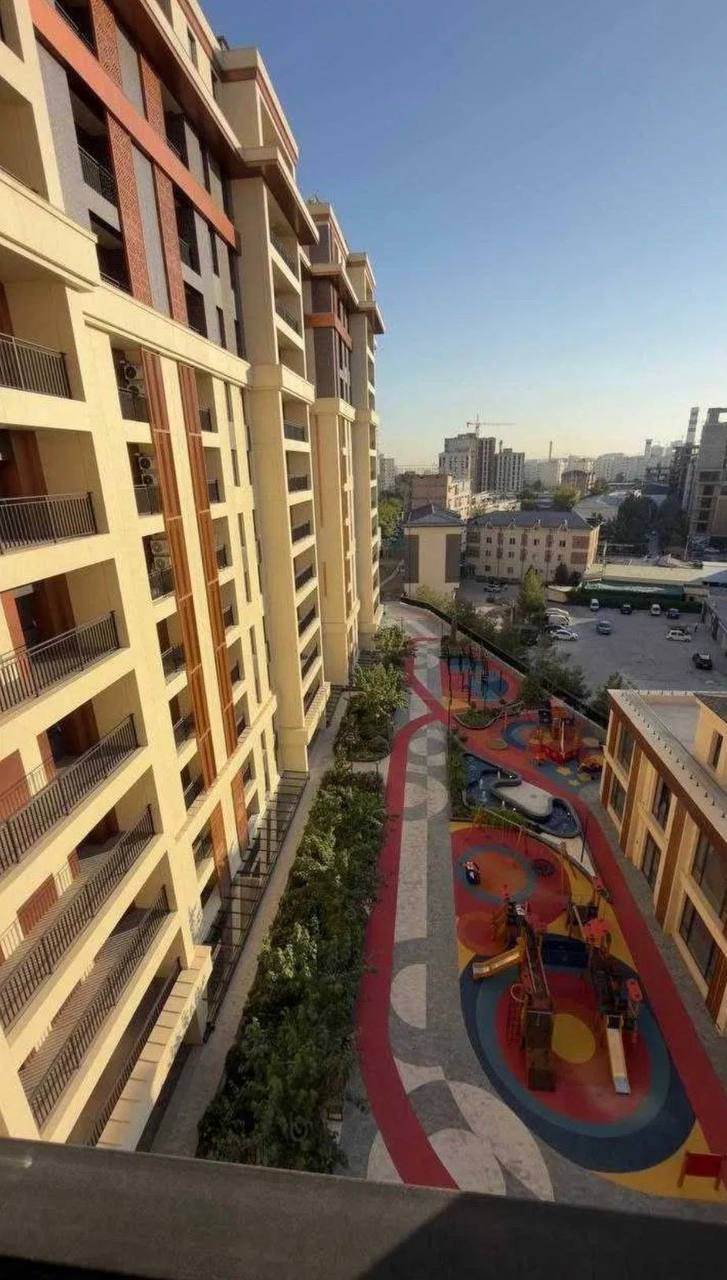 2-комн. квартира, 66 м² — фото 3
