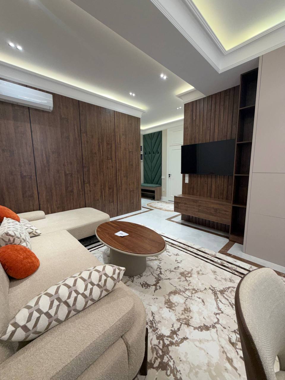 2-комн. квартира, 54 м² — фото 2