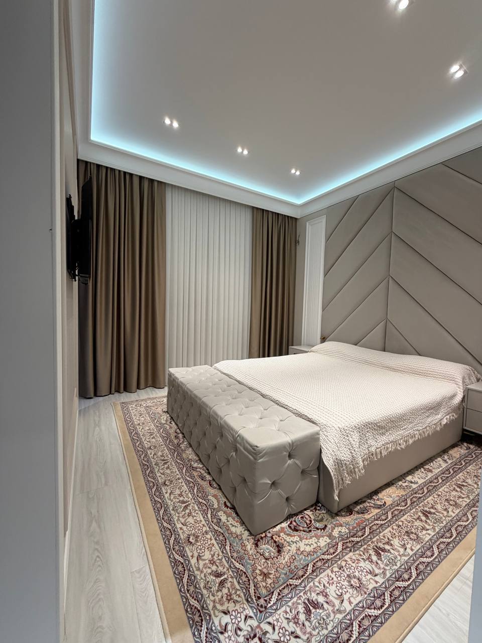 6-комн. квартира, 212 м² — фото 3