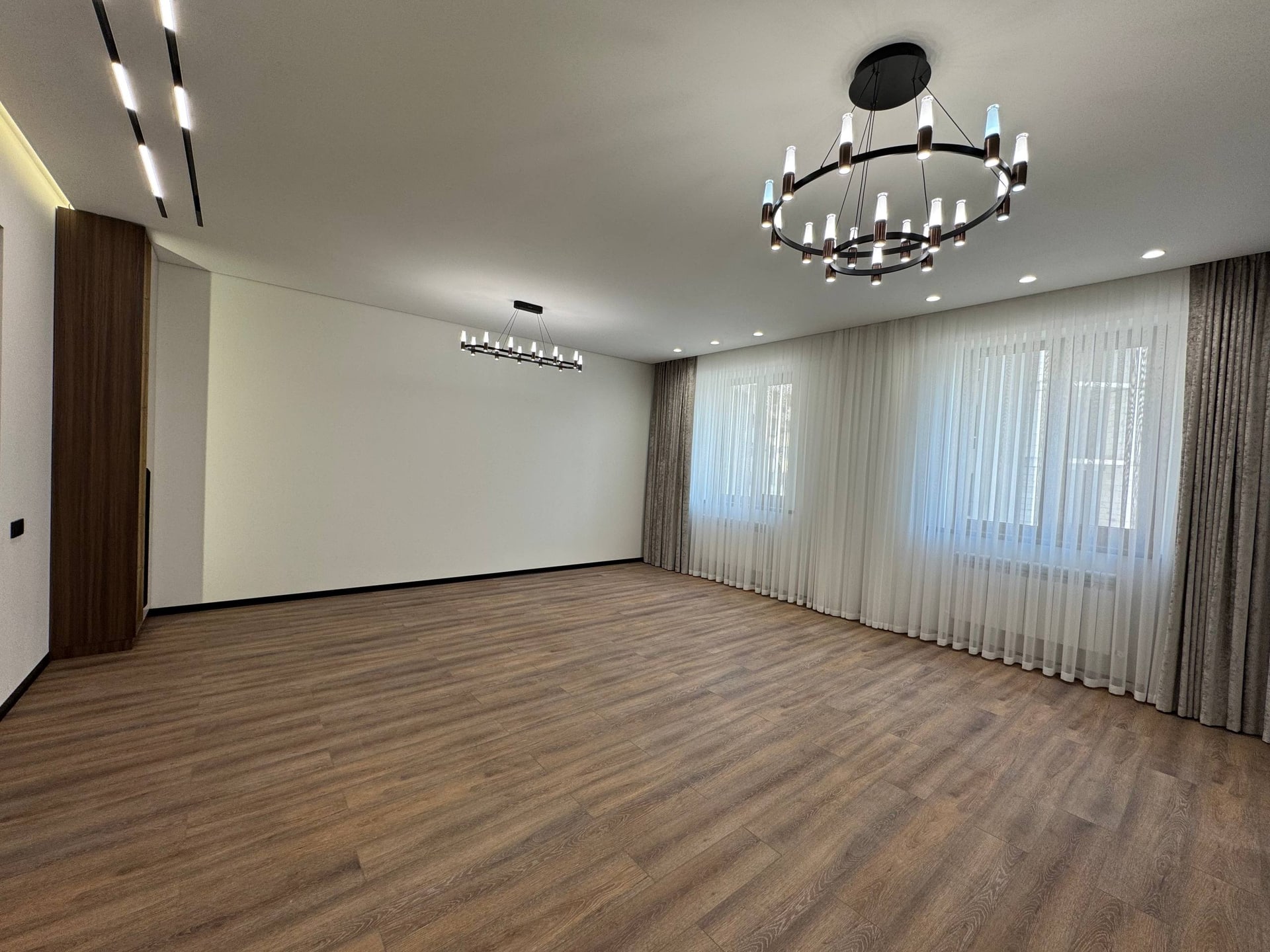 3-комн. квартира, 138 м²