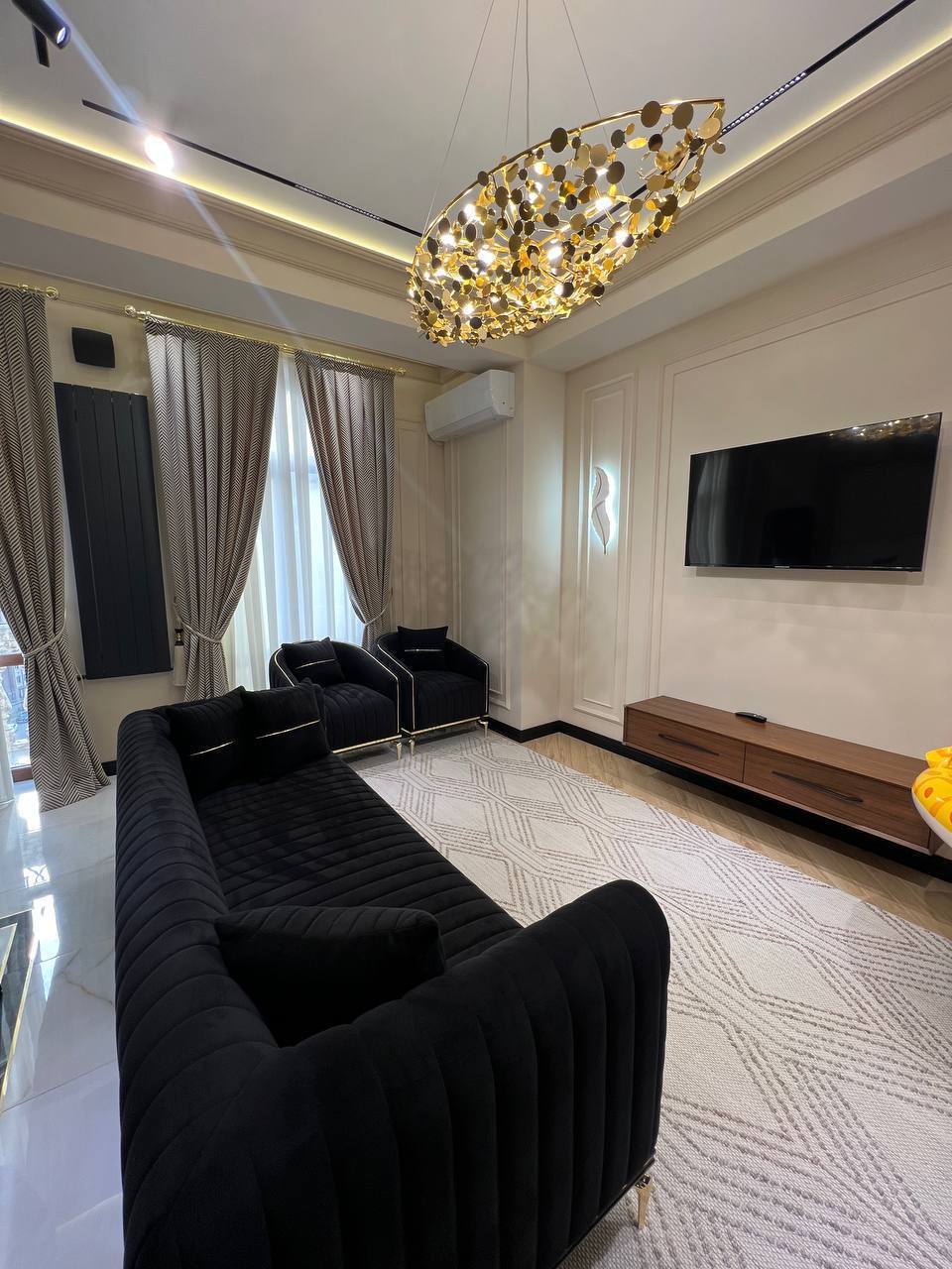 3-комн. квартира, 105 м² — фото 1
