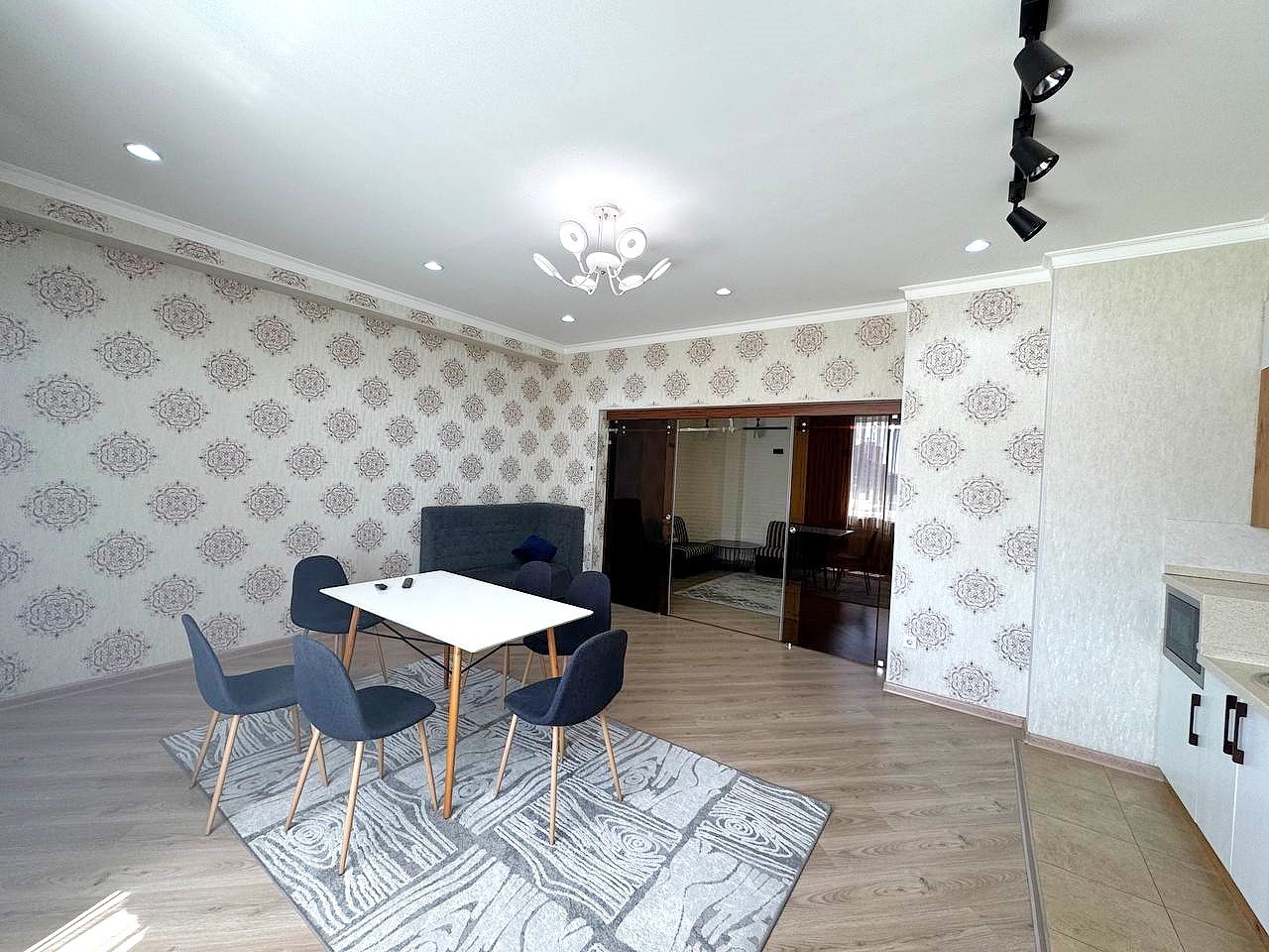 4-комн. квартира в аренду, 208 м² — фото 3
