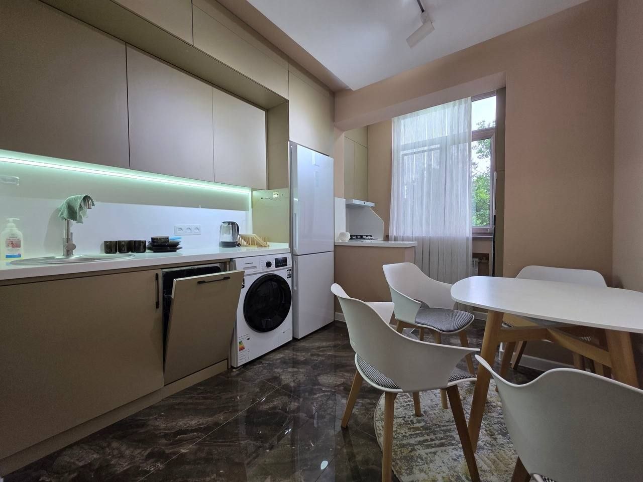 2-комн. квартира, 60 м² — фото 5