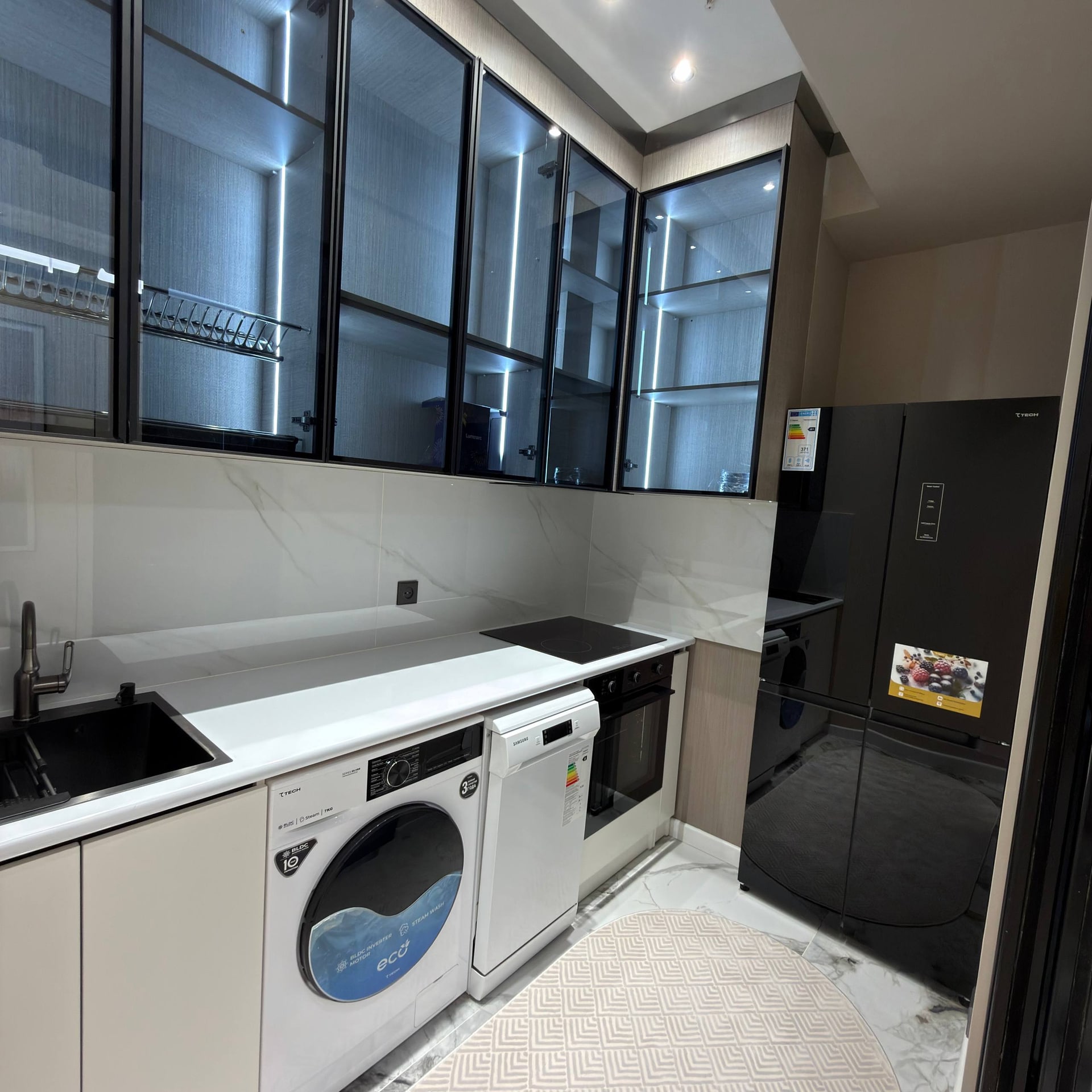 2-комн. квартира, 72 м² — фото 2