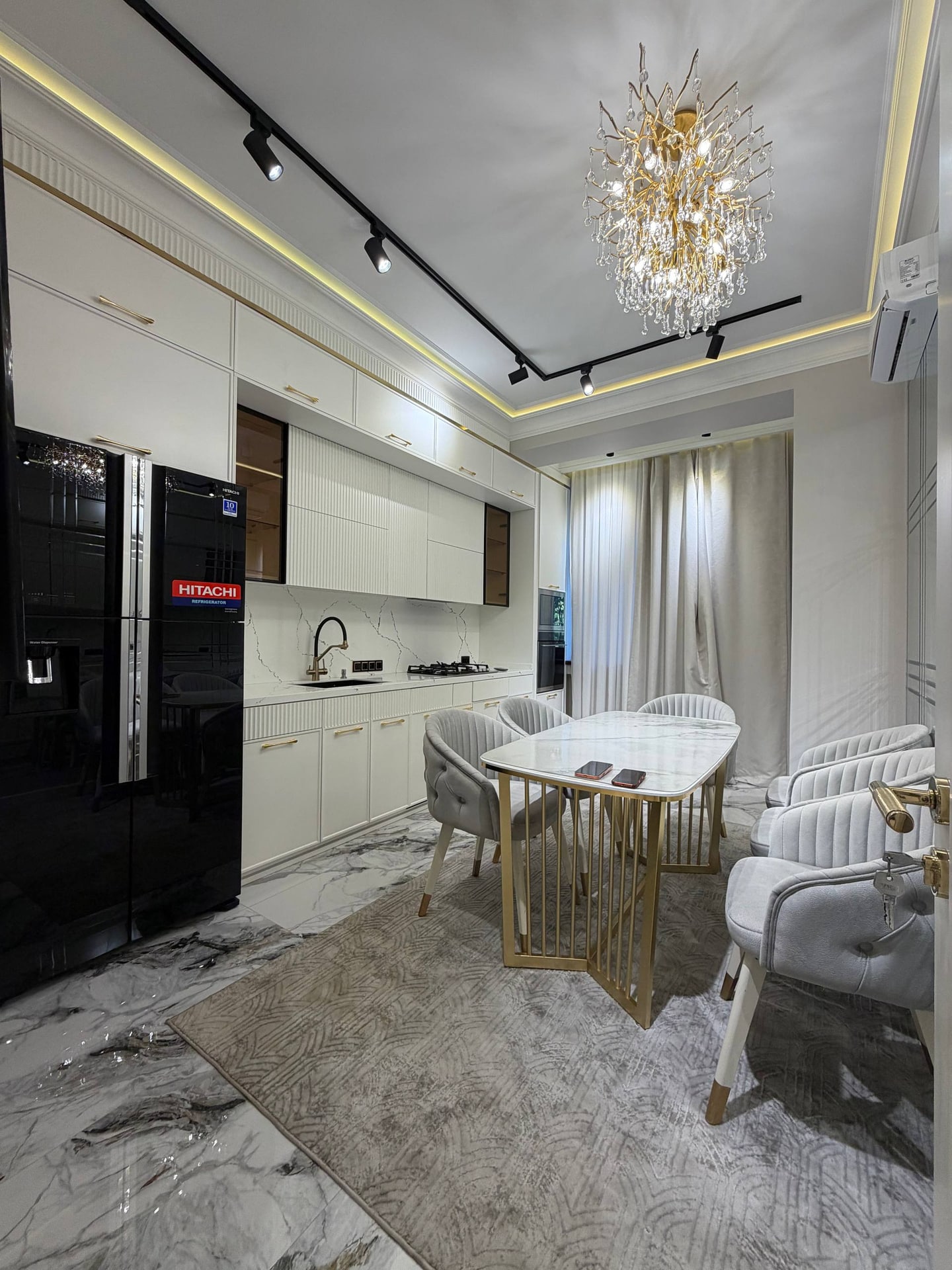 6-комн. квартира, 195 м² — фото 10