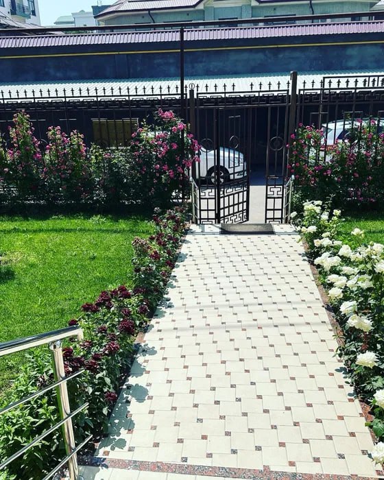 Дом в аренду 500 м², участок 6 сот.
