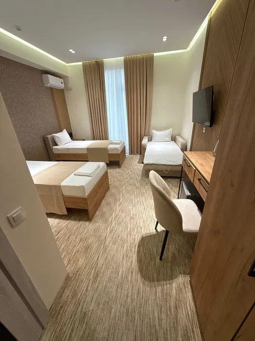 Коммерческое помещение 2 400 м²