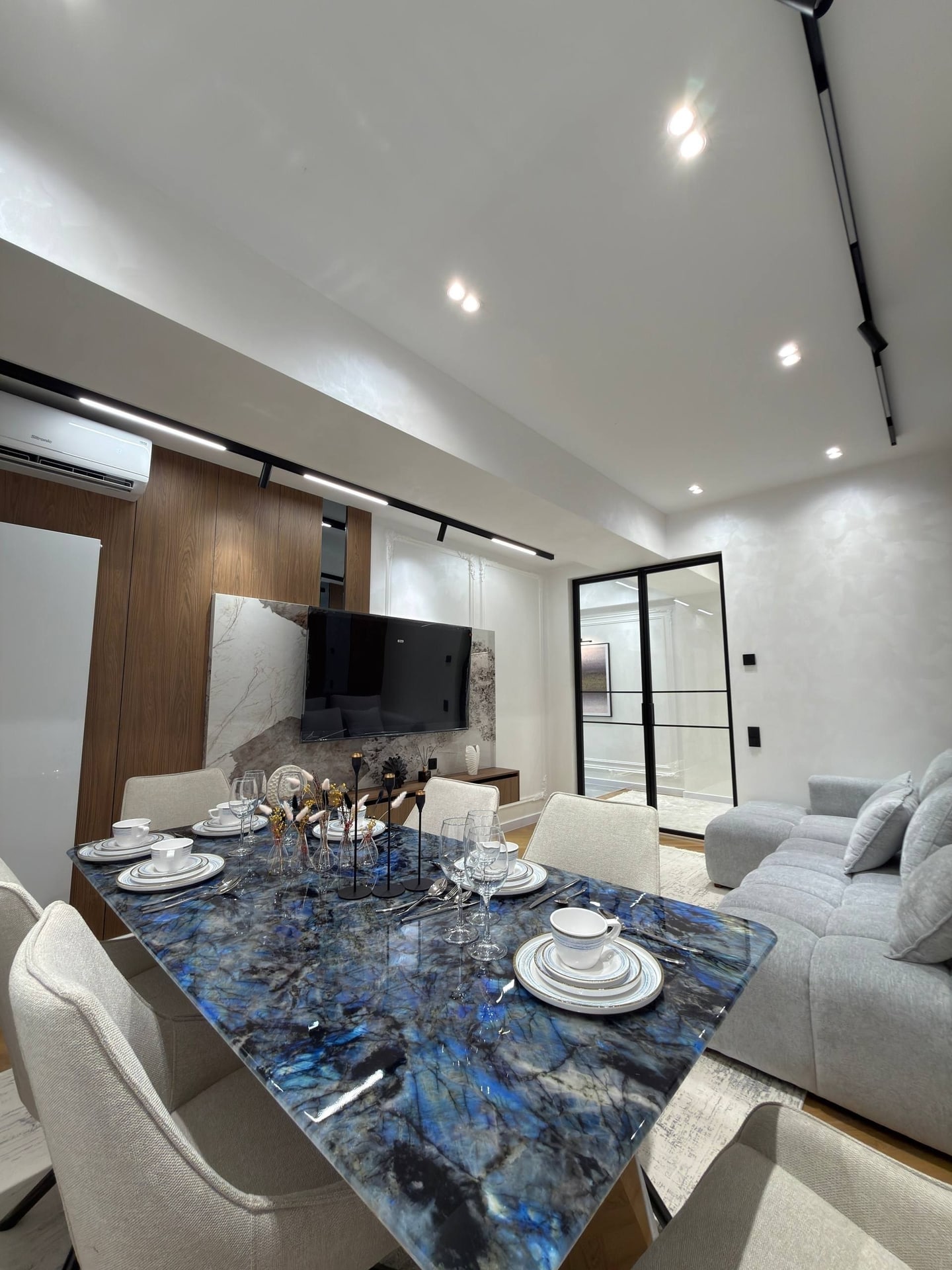 4-комн. квартира, 107 м² — фото 1