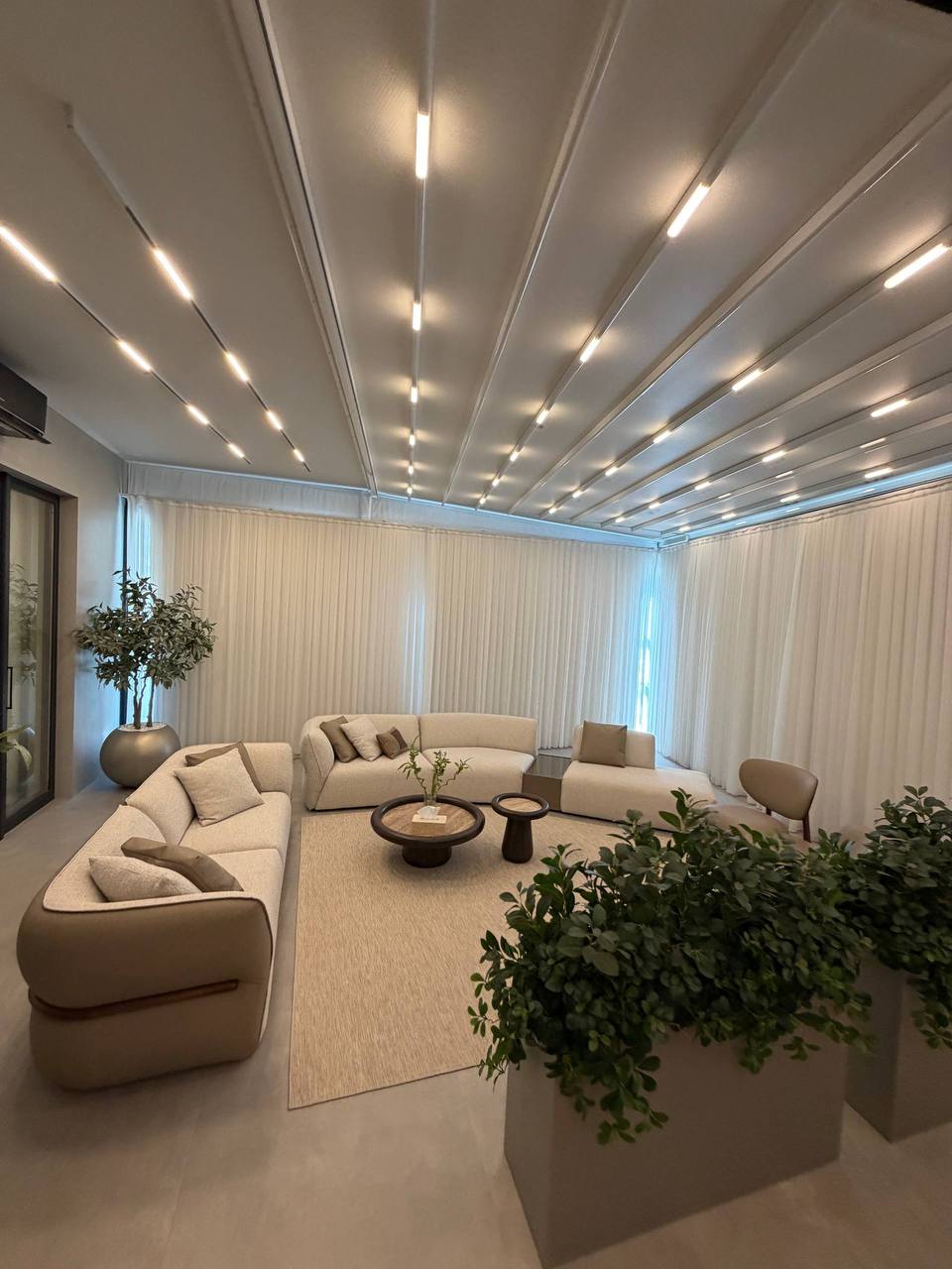 5-комн. квартира, 200 м² — фото 1
