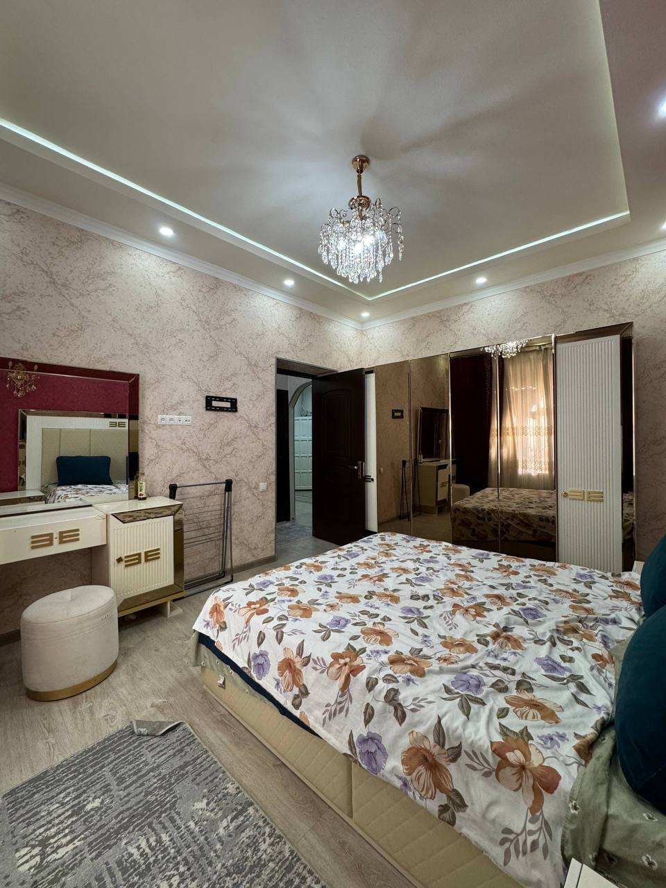 2-комн. квартира, 60 м² — фото 2