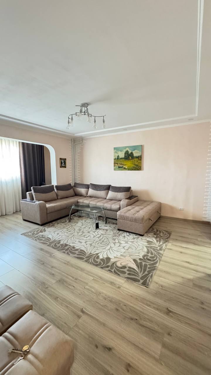 2-комн. квартира в аренду, 60 м²