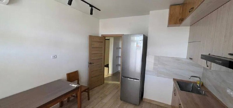 2-комн. квартира, 42 м² — фото 2