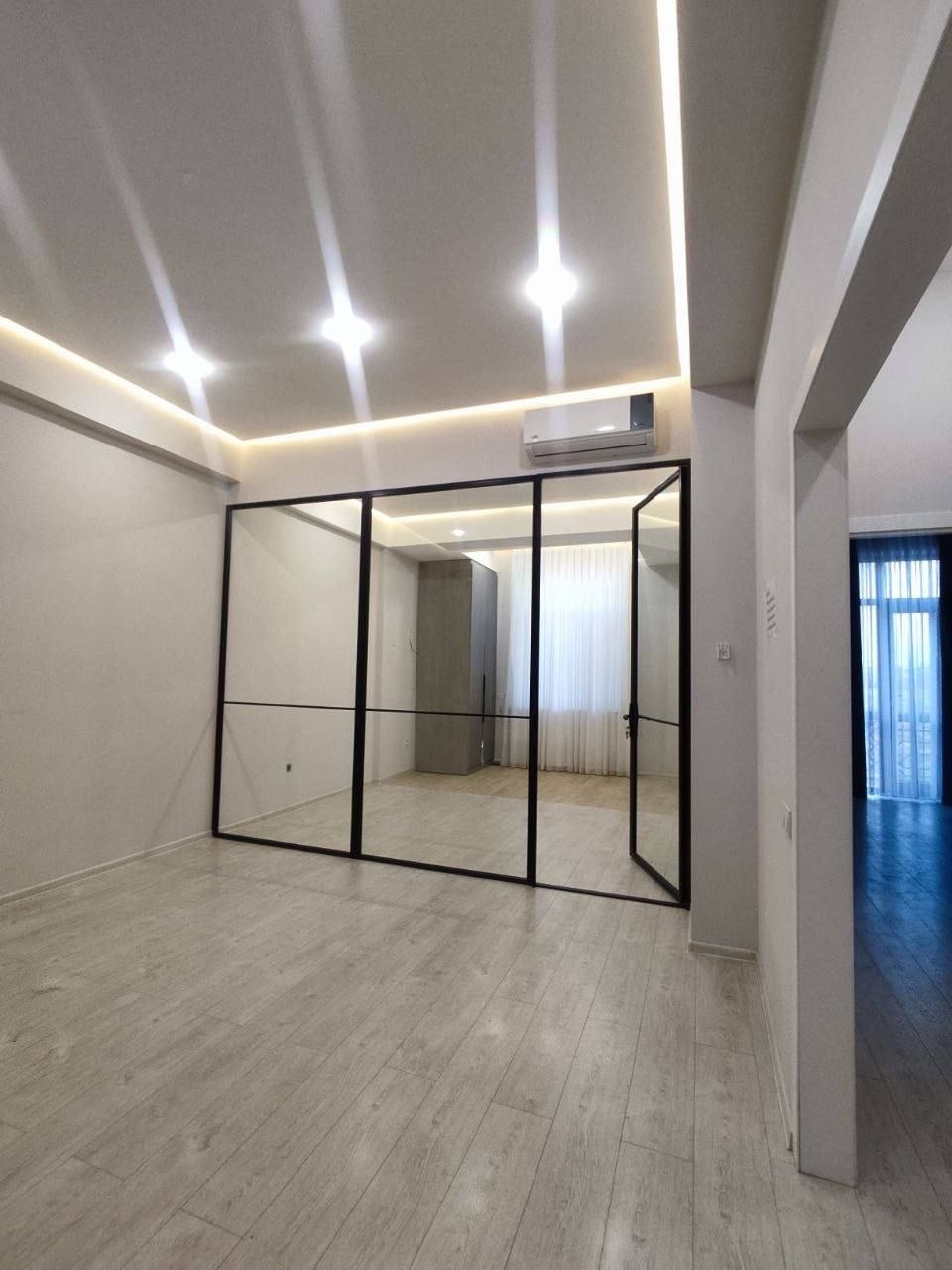 2-комн. квартира, 64 м² — фото 3