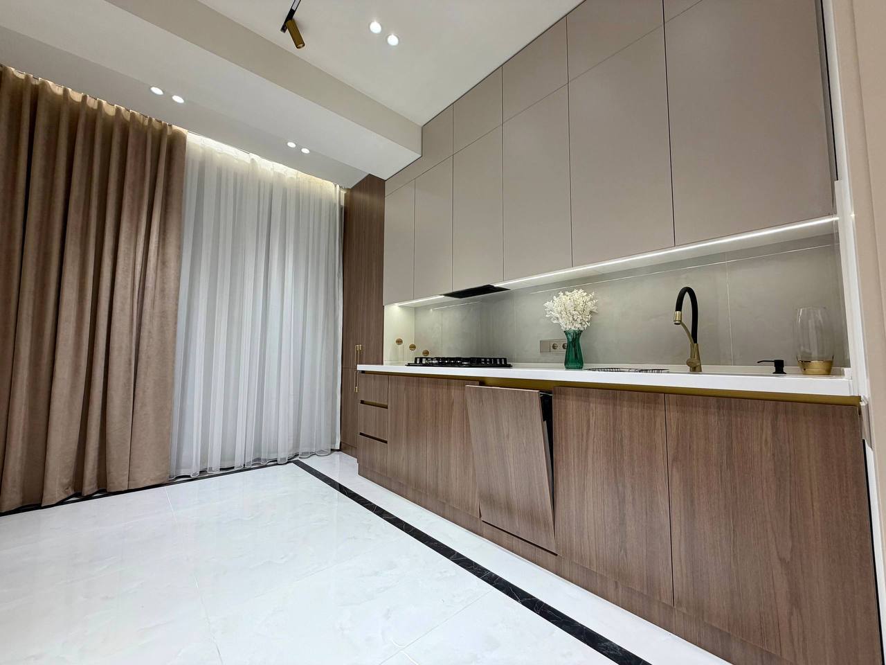 3-комн. квартира, 96 м² — фото 3