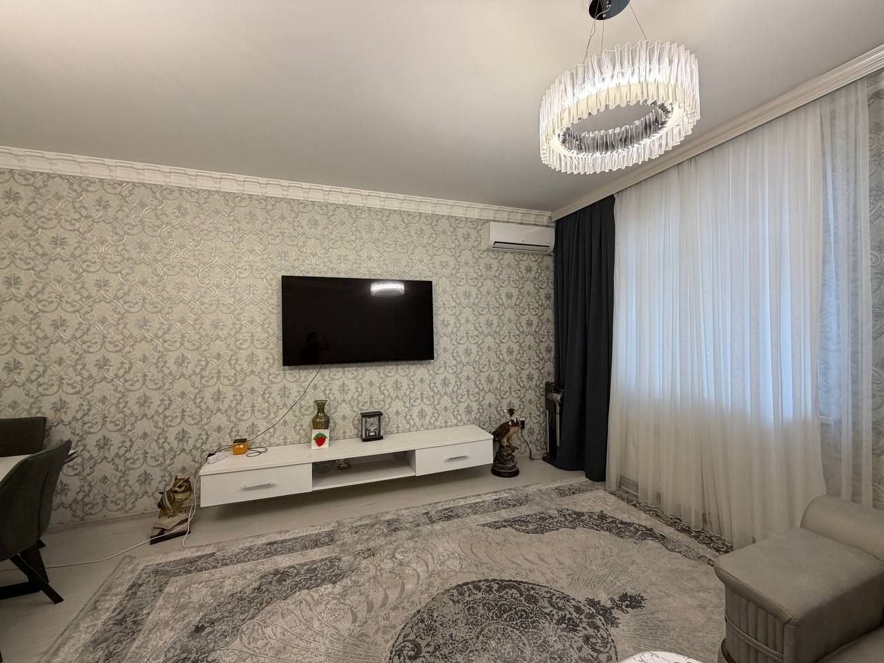 2-комн. квартира, 65 м² — фото 2