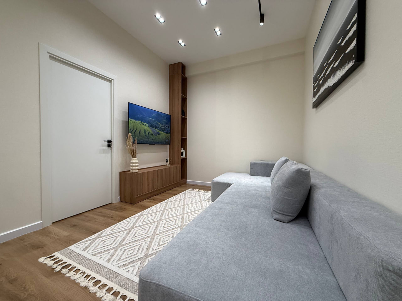 2-комн. квартира, 55 м² — фото 2