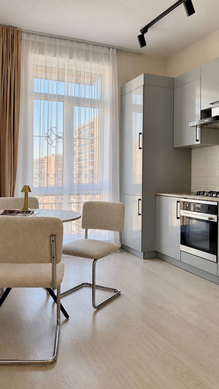 3-комн. квартира в аренду, 170 м² — фото 2