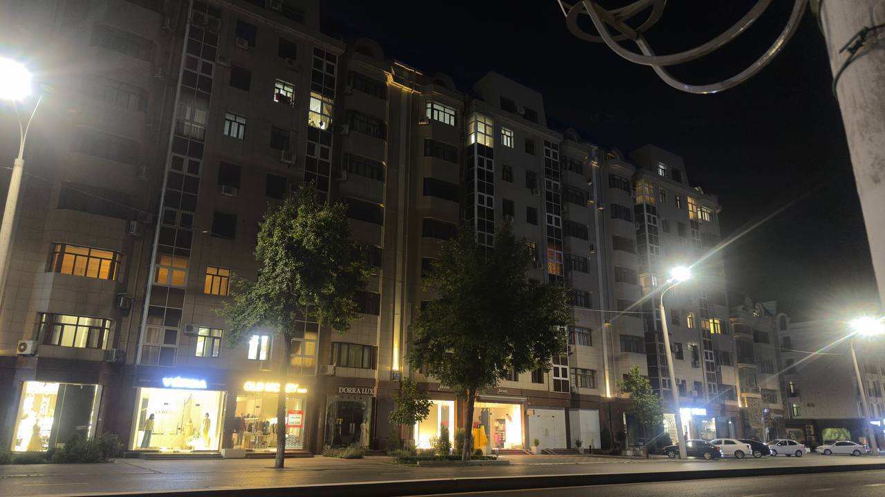 3-комн. квартира, 180 м²