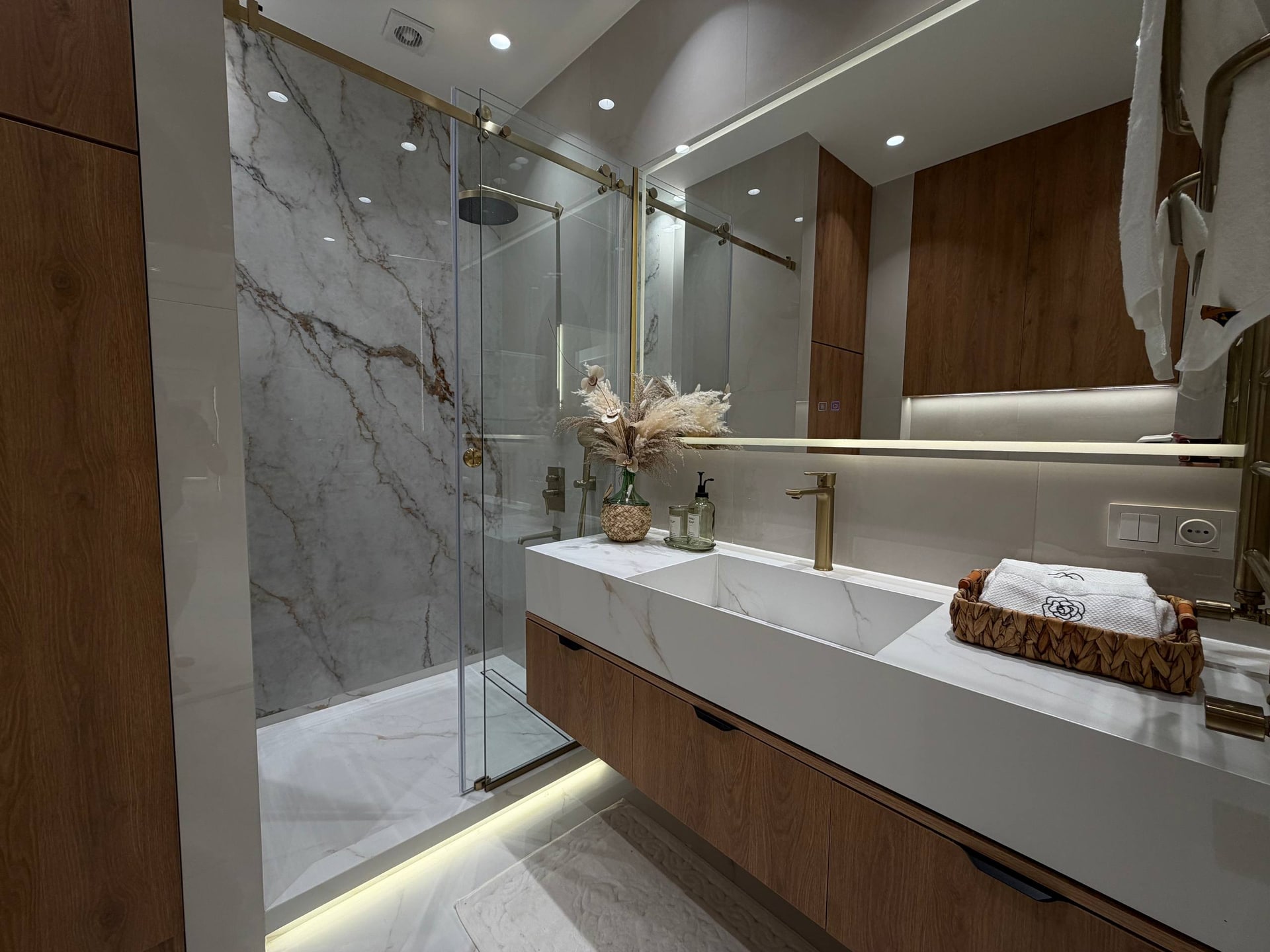 2-комн. квартира, 69 м² — фото 10
