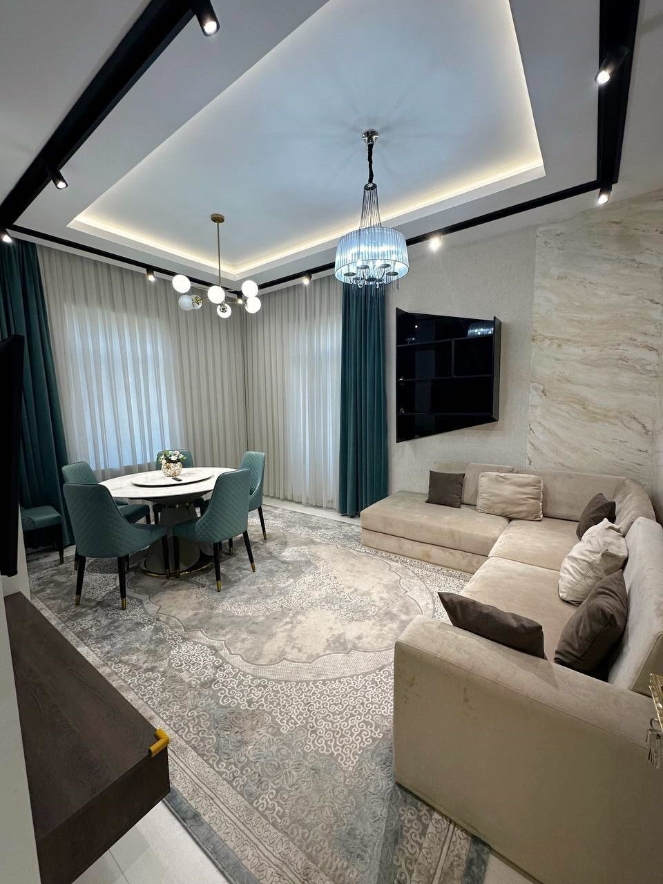 2-комн. квартира в аренду, 54 м²